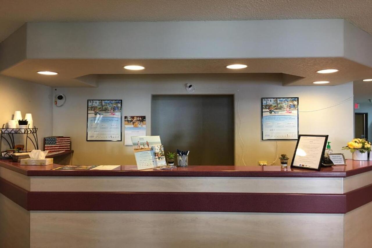 Travelodge By Wyndham Chadron Exterior foto